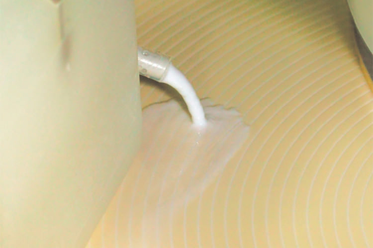 செயல்திறன் மற்றும் செலவு மேம்படுத்துதலுக்கான திறவுகோல்: CMP குழம்பு நிலைத்தன்மை கட்டுப்பாடு மற்றும் தேர்வு உத்திகளின் பகுப்பாய்வு